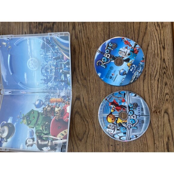 Robots Full Screen 2005 DVD Family Animation Ewan McGregor Halle Berry Pre-Owned - Picture 3 of 5